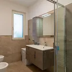 Ciclamino - Gla127 By Interhome * جيرا لاريو