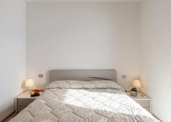 Ciclamino - Gla127 By Interhome